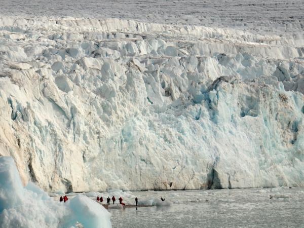 Svarlbard luxury cruise in the Arctic 