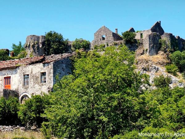 Montenegro vacation, culture and relaxation