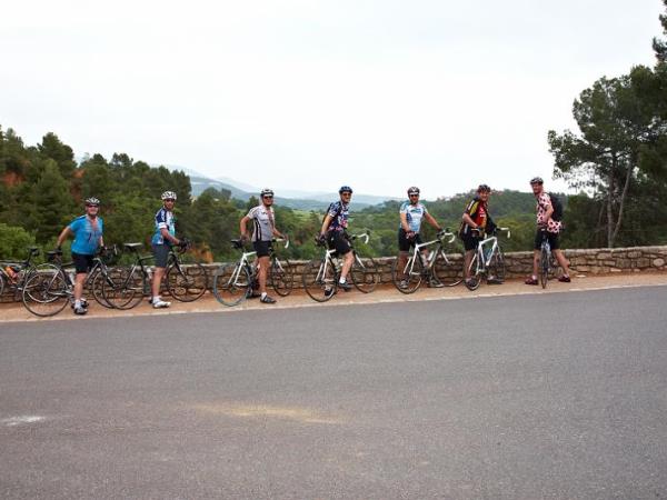 Catalonia cycling tours, beach & mountains
