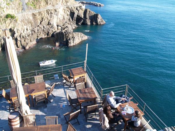 Cinque Terre hiking vacation, Italy