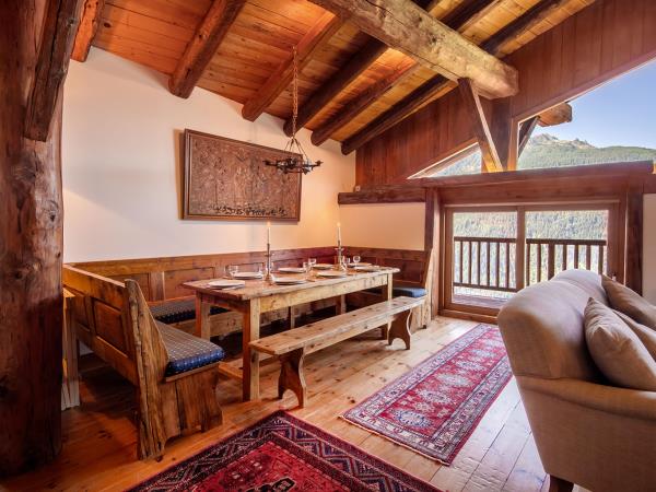 French Alps chalet sleeping 8 - 12