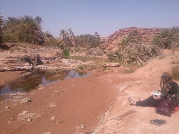 Painting vacation in Moroccan desert