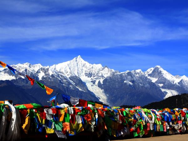 Yunnan trekking holiday, Mt Meili to Cizhong