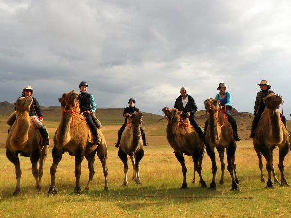 Zavkhan horse riding vacation in Mongolia
