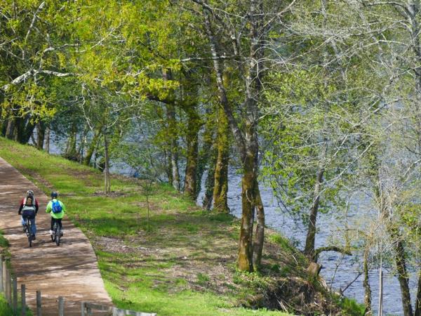 Family biking vacation in Portugal, 5 days