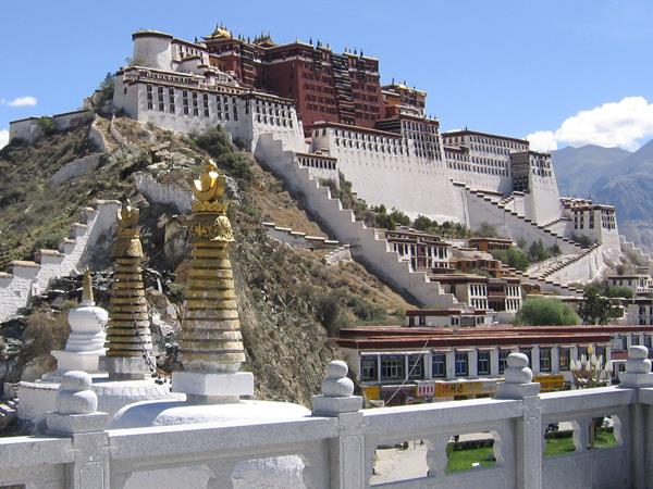 Lhasa and Namtso Lake tour in Tibet