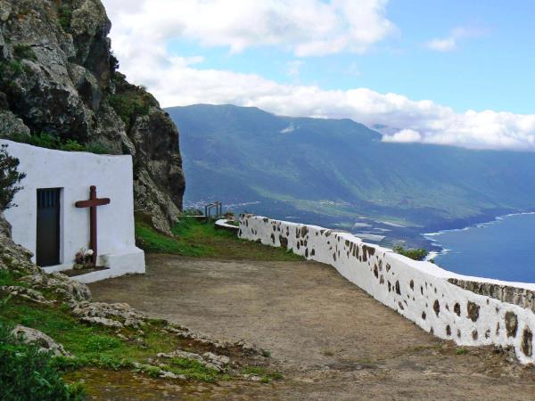 Canary Islands hiking vacation, Spain