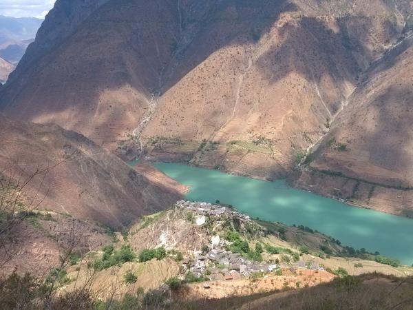 Cultural hiking vacation to China