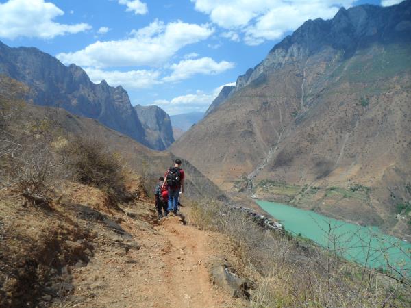Hiking vacation in China, classic walks