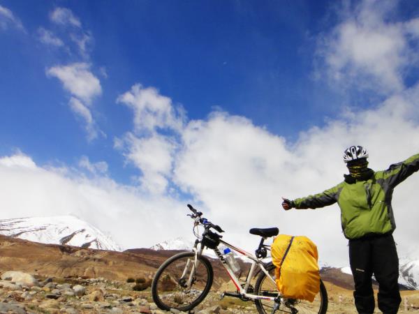 Cycling holiday in Eastern Tibet, Sichuan Province