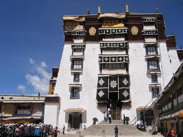 Nepal, Tibet and Bhutan country tour