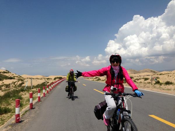Qinghai Lake cycling tour in China