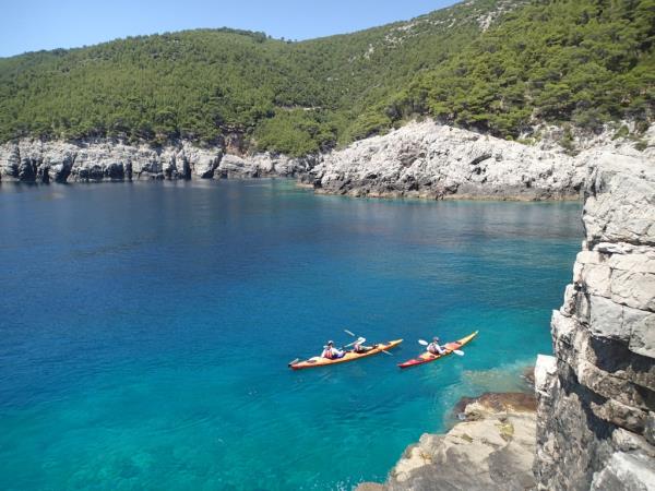 Croatia sea kayaking vacation, islands & parks