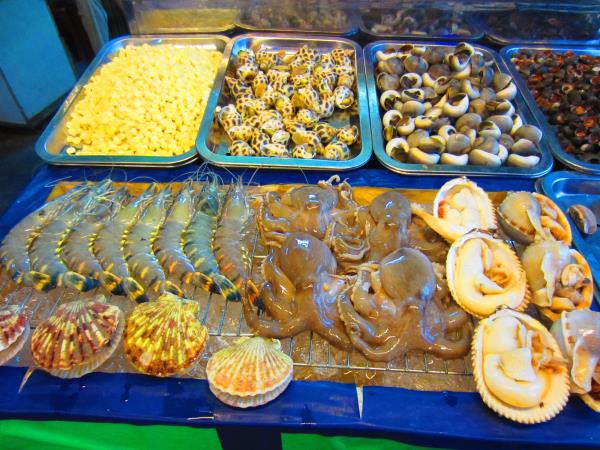 Vietnam 10 day tour, Pho the love of food