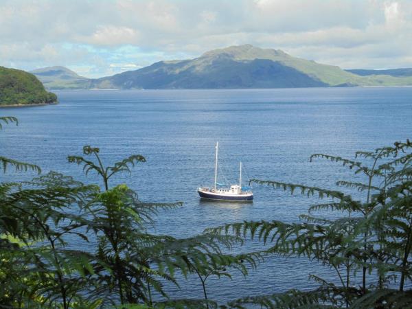 Scotland family cruises vacations