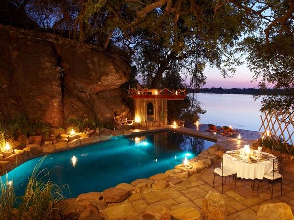 Luxury Botswana safari & Victoria Falls