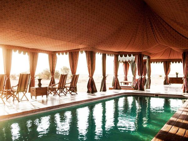 Luxury Botswana safari & Victoria Falls