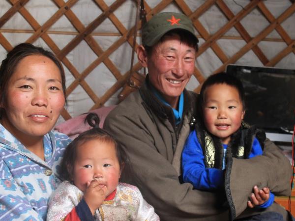 Mongolia adventure vacation, off the beaten track