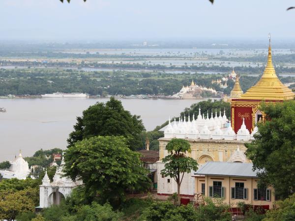 Irrawaddy river cruise, Burma