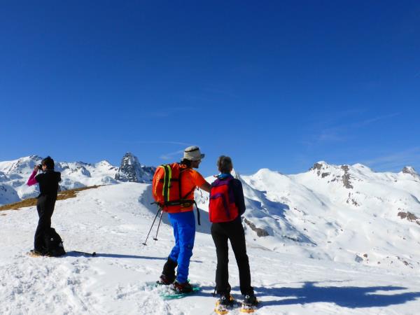 Winter hiking vacation in Spain, Spanish Pyrenees