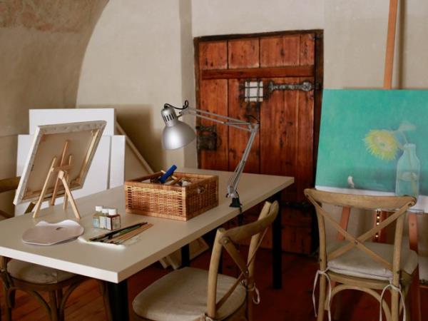 Art course in Romania