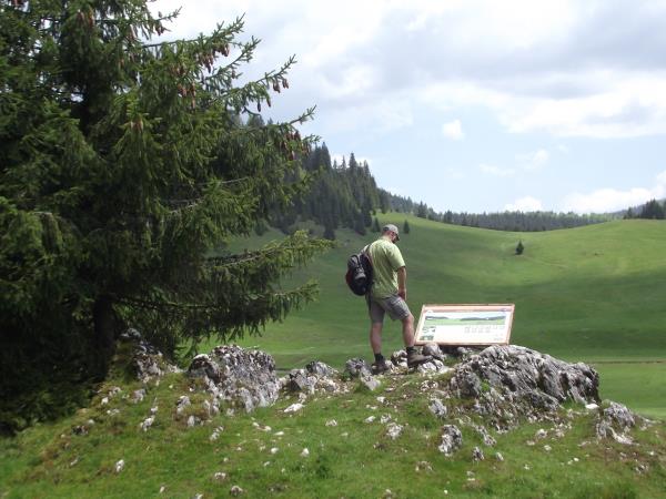 Romania hiking vacation
