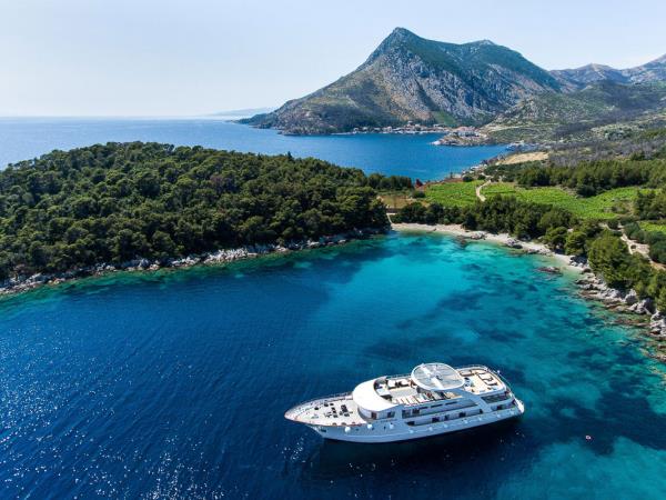 Luxury Dubrovnik cruise, Croatia