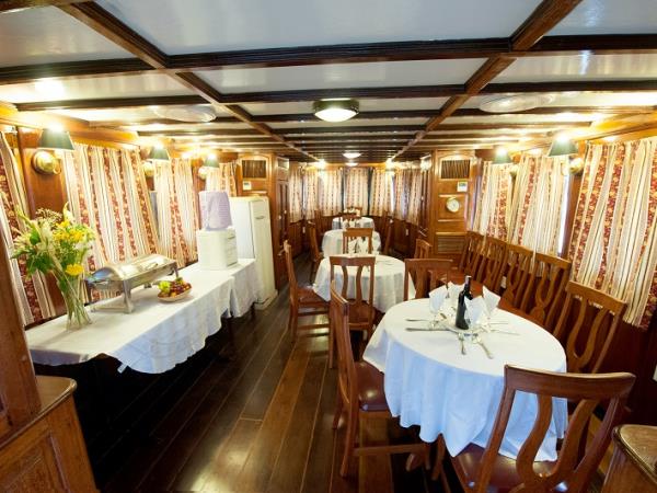 Amazon explorer small ship cruise