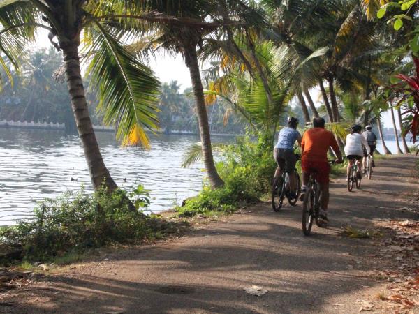 Kerala biking vacation, India