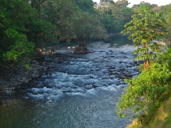 Costa Rica small group adventure vacation