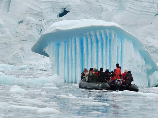 Antarctica fly cruise