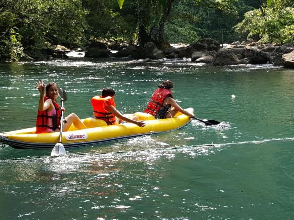 Vietnam 14 day family tour