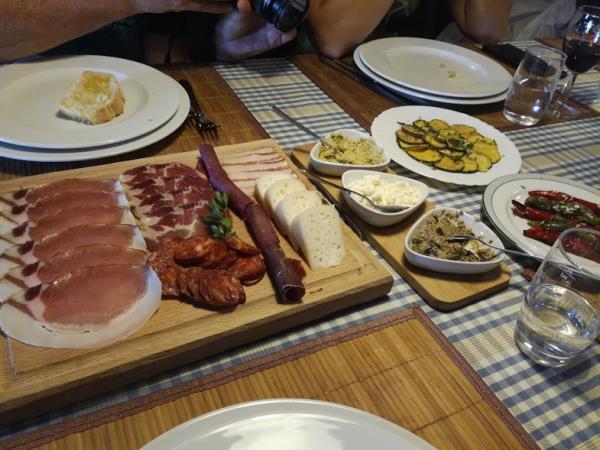 Walking and wine tasting vacation in Dubrovnik, Croatia