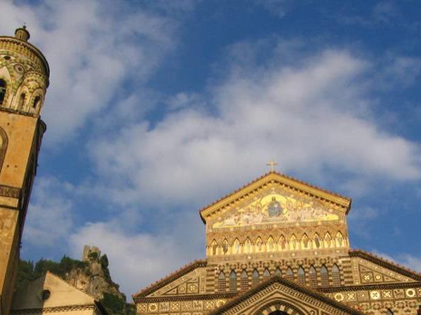 Amalfi Coast moderate hiking vacation, Italy