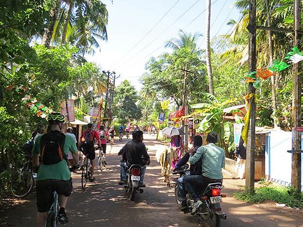 Small group cycling holiday in Kerala, India