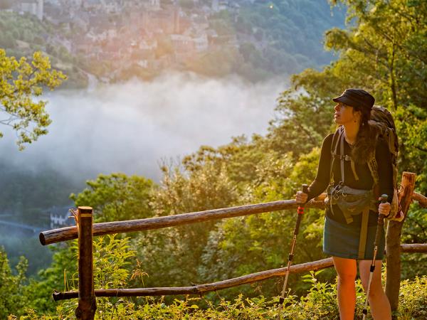 Leon to Santiago de Compostela hiking vacation, Spain