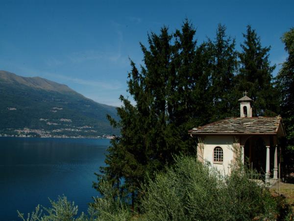 Italian Alps hiking vacation