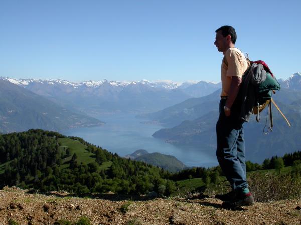 Lake Como summits walking vacation, Italy