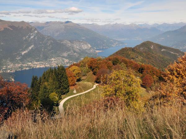 Lake Como summits walking vacation, Italy