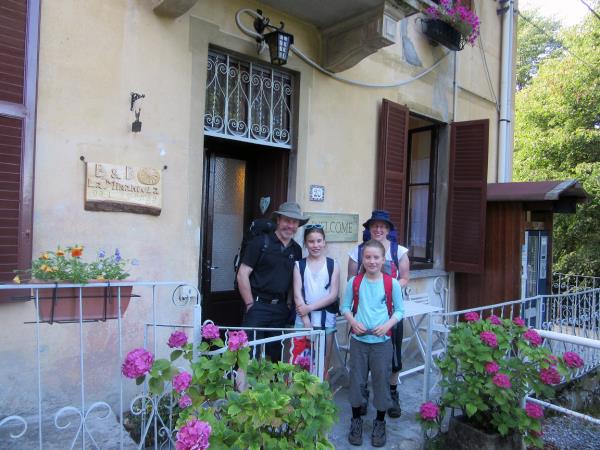 Lake Como family walking vacation, Italy