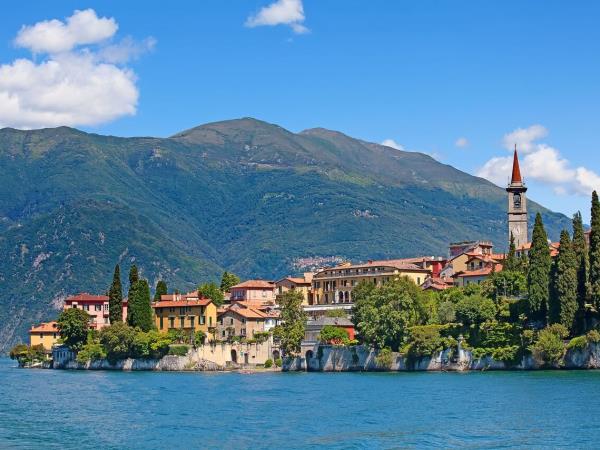 Italy hiking & cultural vacation, Lake Como & Milan