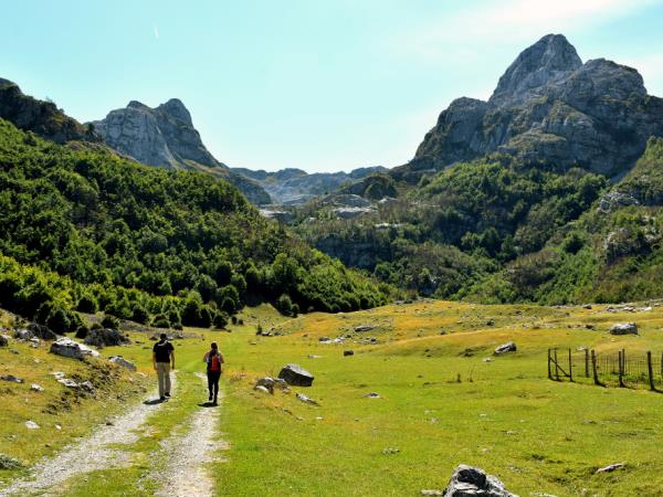 Walking vacation in Montenegro