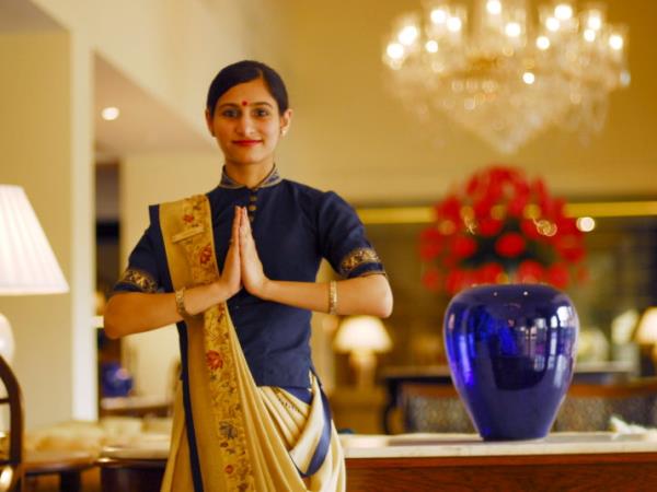 Maharajas Express luxury rail vacation in India