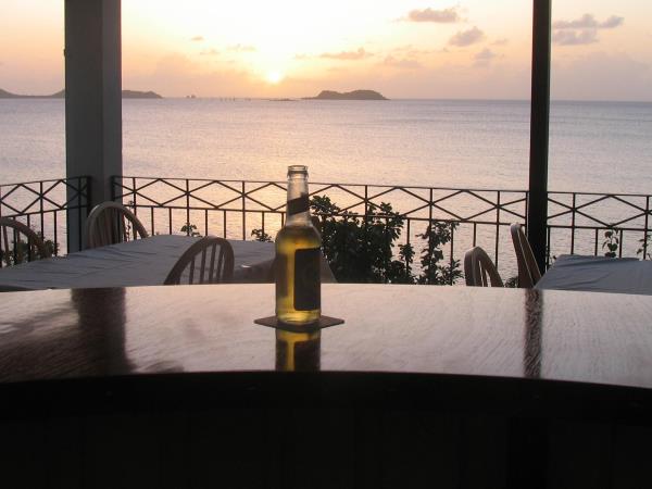 Green Roof Inn, Carriacou beach accommodation