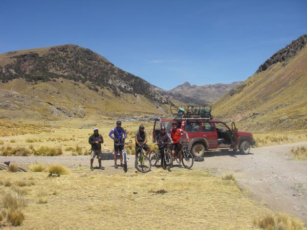 Trekking and mountain biking in Peru
