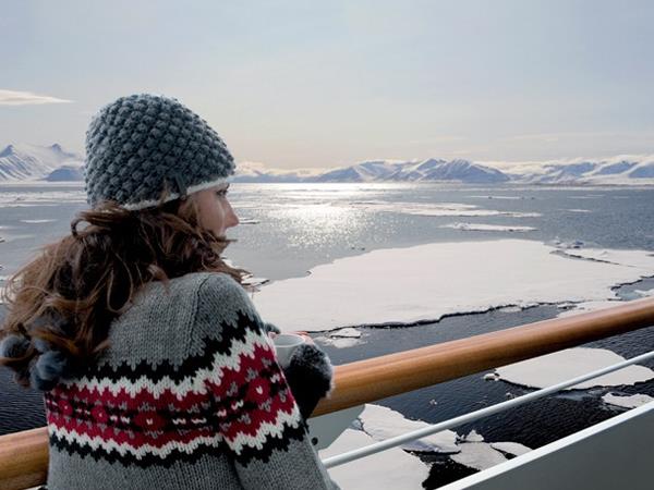 Spitsbergen luxury cruises