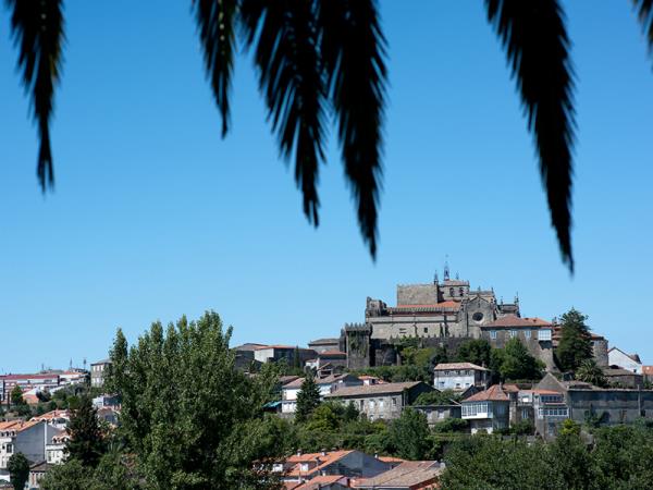 Porto to Santiago De Compostela walking vacation