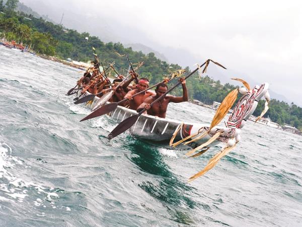 Papua New Guinea holiday, Tribes & Traditions