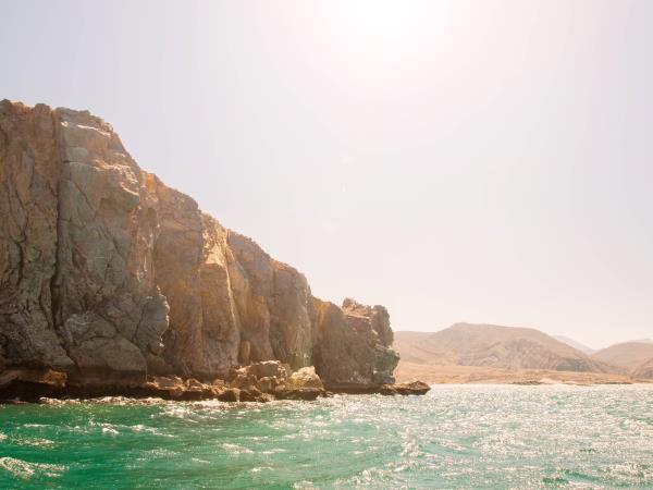 Vacation in Oman, Bedouin and fjords of Musandam