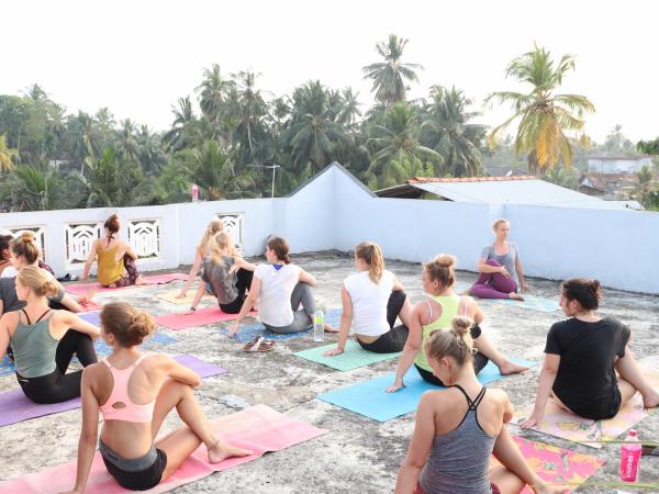 Family volunteering in Sri Lanka
